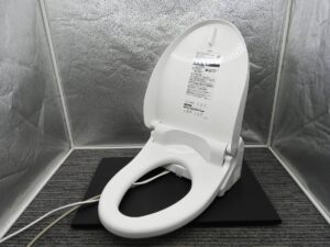 Nắp bồn cầu thông minh Toto TCF8CS67