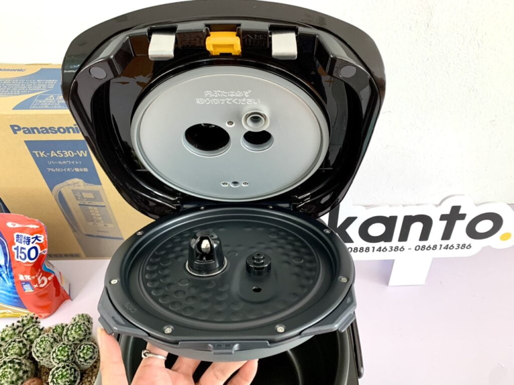 Nồi cơm điện Zojirushi NP-ZH18-TD