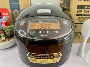 Nồi cơm điện Zojirushi NP-ZH18-TD