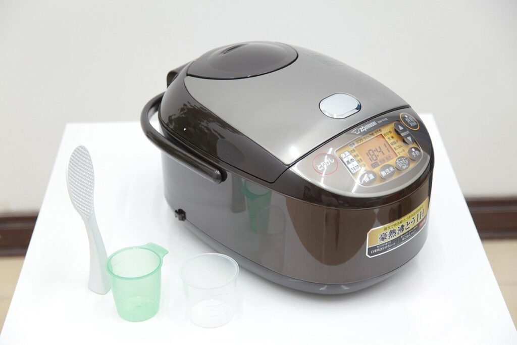 nồi cơm điện zojirushi nw-vh18-ta