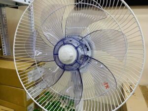 quạt cây toshiba TF-30AL25
