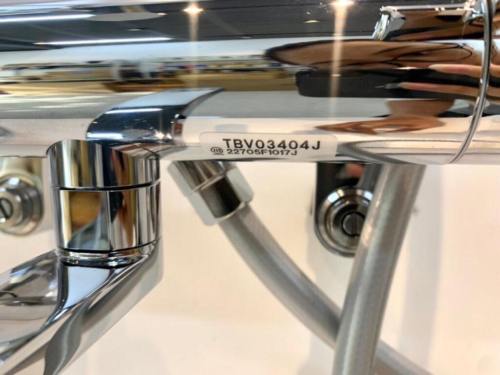Sen tắm toto tbv03404j