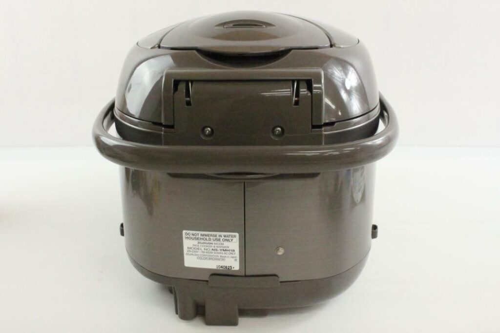 Nồi cơm điện Zojirushi NS-YMH18 điện 220-230V