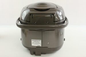 Nồi cơm điện Zojirushi NS-YMH18 điện 220-230V