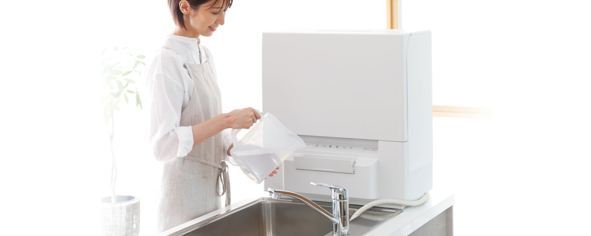 Máy rửa bát Panasonic NP-TSP1