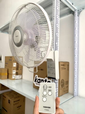 Quạt treo tường Toshiba TF-30RK26