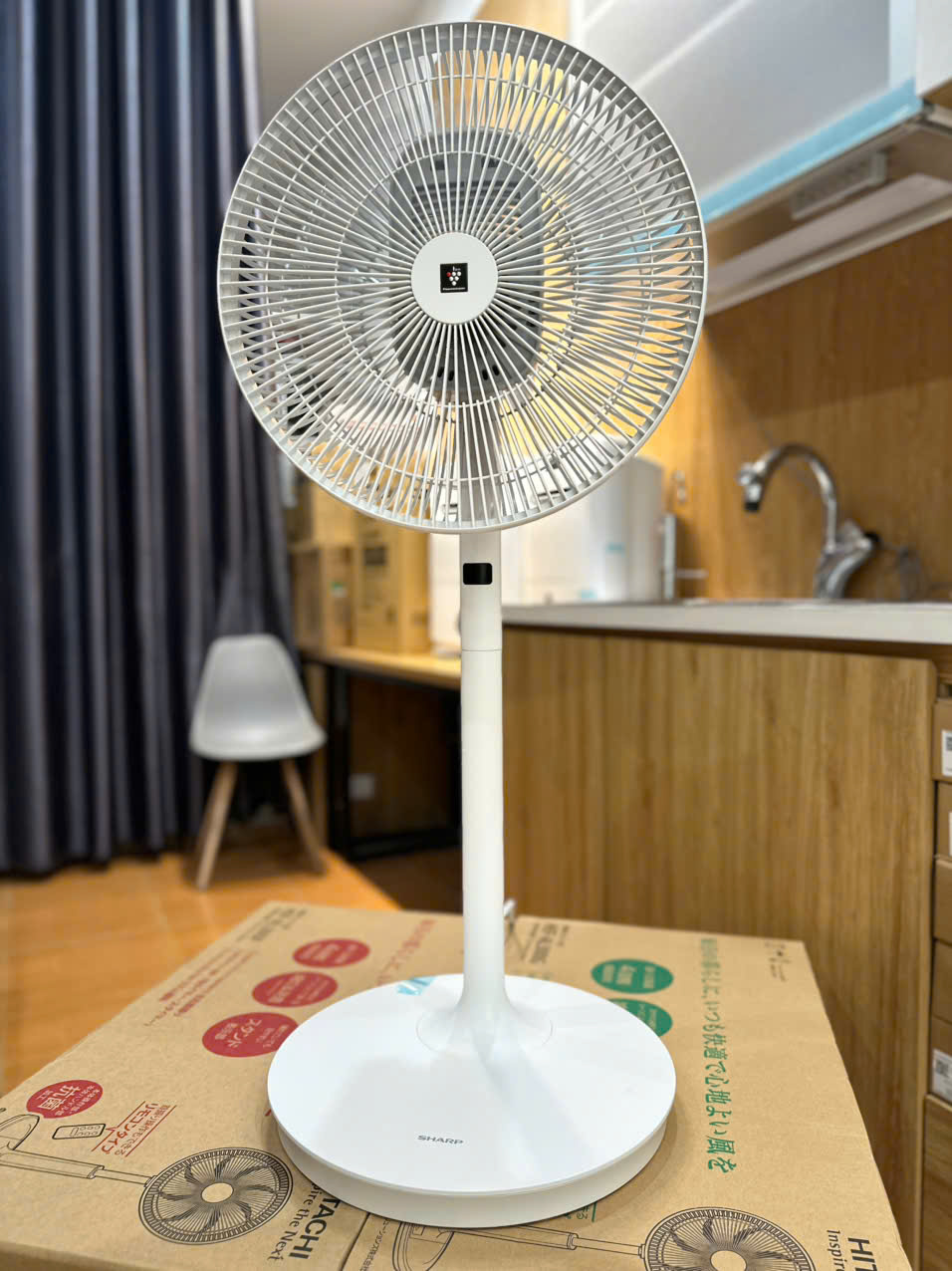 Quạt điện Sharp PJ-S3DS động cơ DC Quạt điện Sharp PJ-S3DS động cơ DC