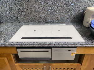 Bếp từ Hitachi HT-M8STWF